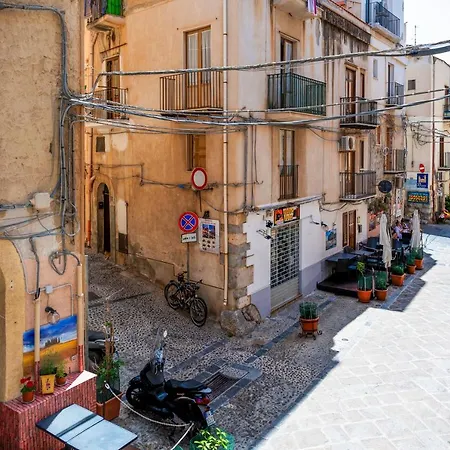 Incao Giudecca House Cefalu